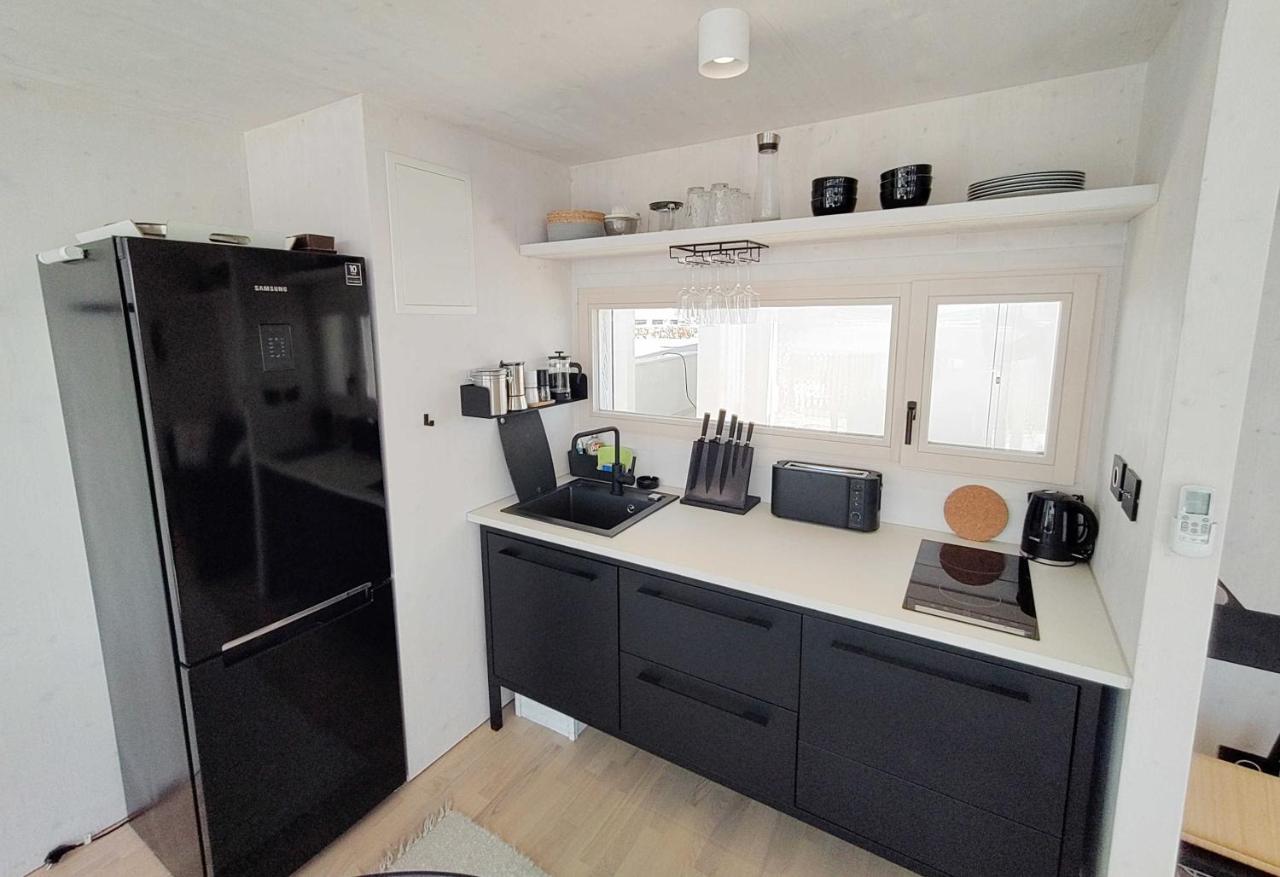 Camp Buqez 45 - Villa Artica Pakoštane Exteriör bild